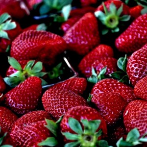 strawberry-red-macro-39031-large