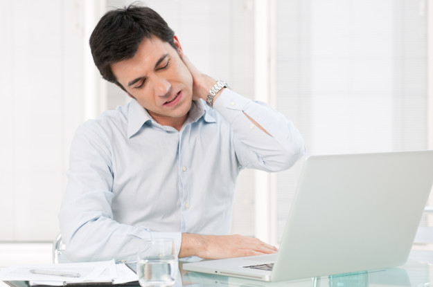 neck pain chiropractor latrobe health centre Neck pain, Chiropractor geelong, geelong chiropractor, geelong chiropractic, chiropractic geelong, headache, chiropractor